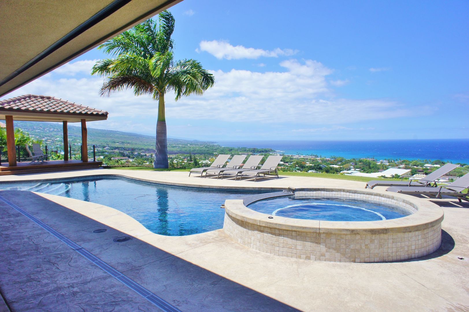 Kailua Kona Condos & Homes by Amenity Kona Coast Vacations